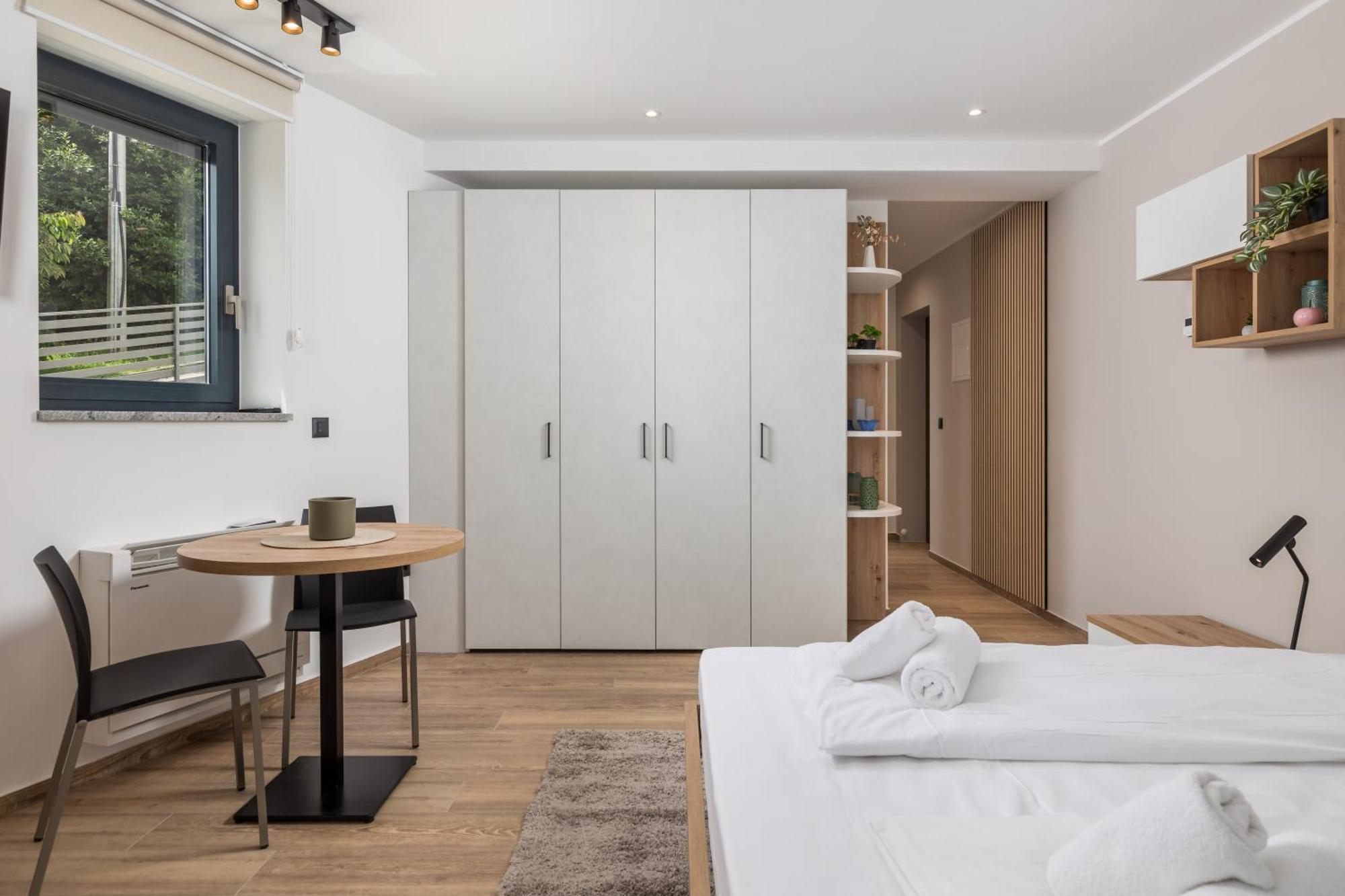 Belinda Apartments With Balcony 오파티아 외부 사진