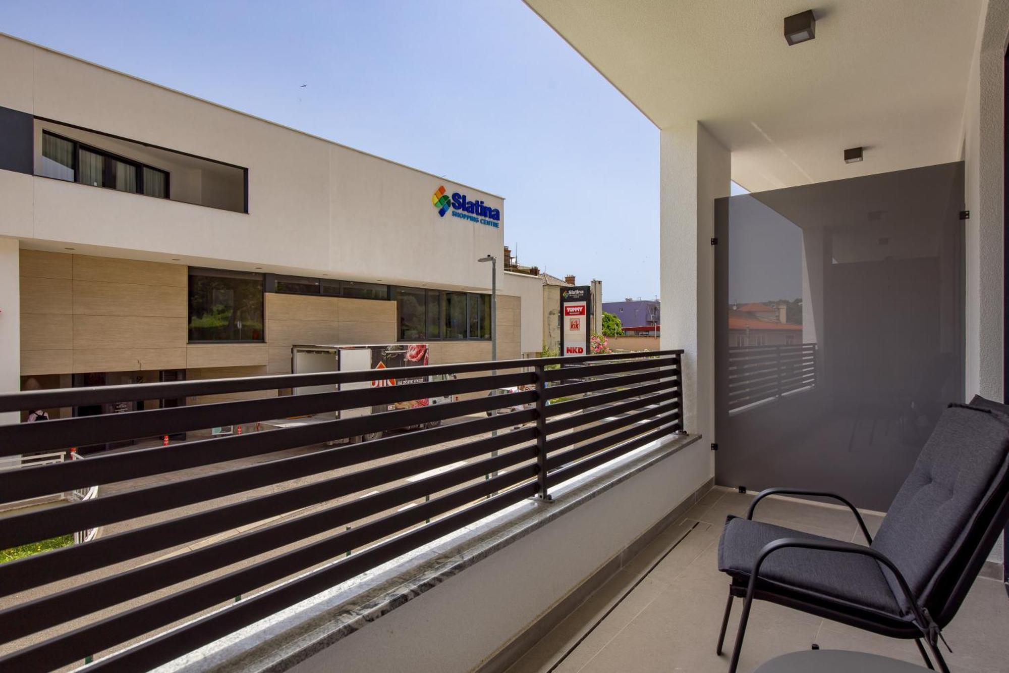 Belinda Apartments With Balcony 오파티아 외부 사진