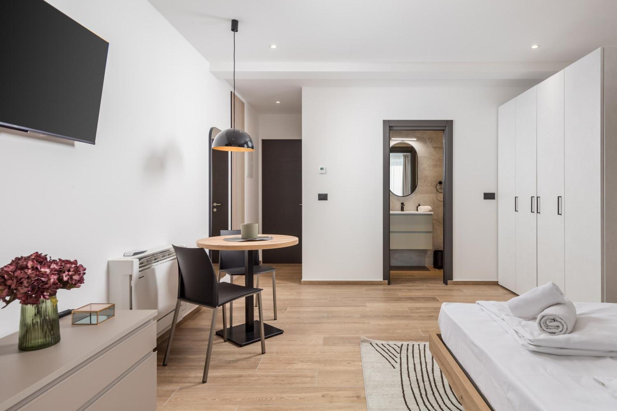Belinda Apartments With Balcony 오파티아 외부 사진