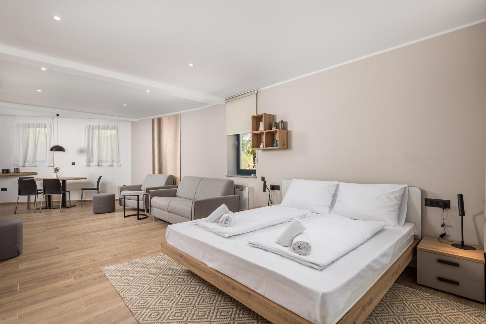 Belinda Apartments With Balcony 오파티아 외부 사진